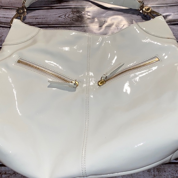 Dooney & Burke Cream Patent Leather Cinzia - Picture 8 of 12